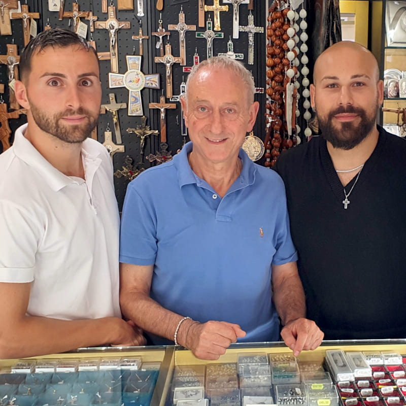 Gabriele e Valerio Massimiani con il padre